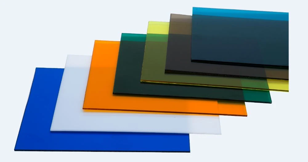 Estamos aquí para ayudarle. Contáctenos para consultas, pedidos o más información sobre nuestros productos de policarbonato.