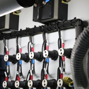 Attaches en plastique